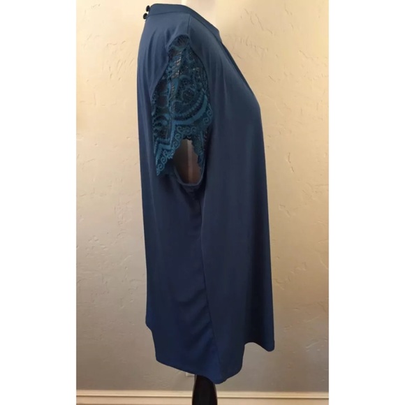 NWT Torrid Teal Lace Sleeves Plus size 2 top - Picture 3 of 6